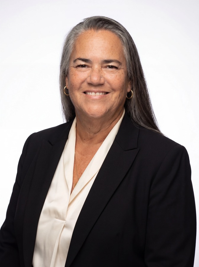 Rosa Pazos, Advance Partners Title